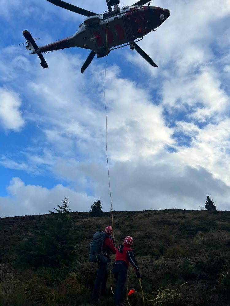 Helicopter lift and Hi-Line